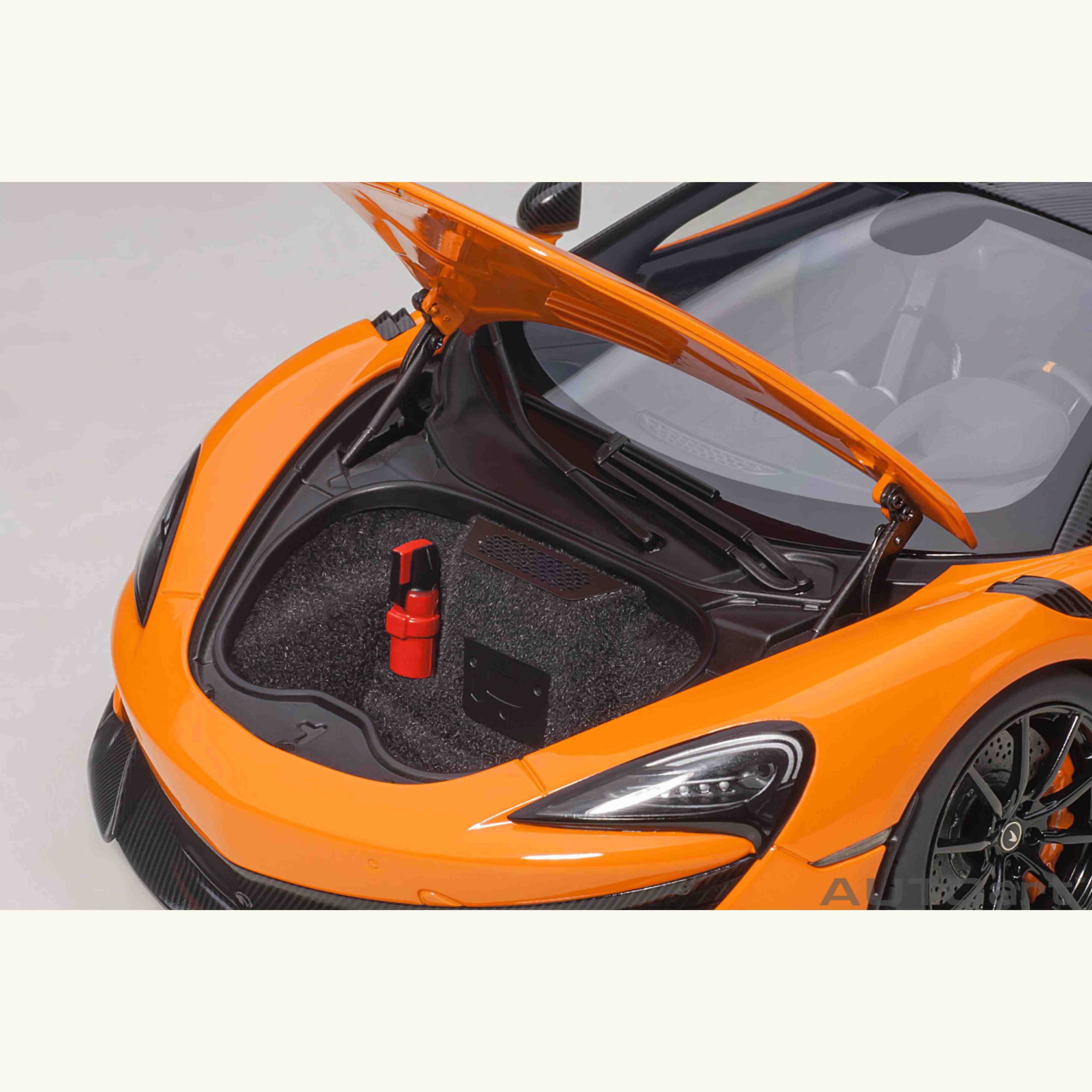 McLaren 600LT 2019 Myan Orange 1/18 - Image 8