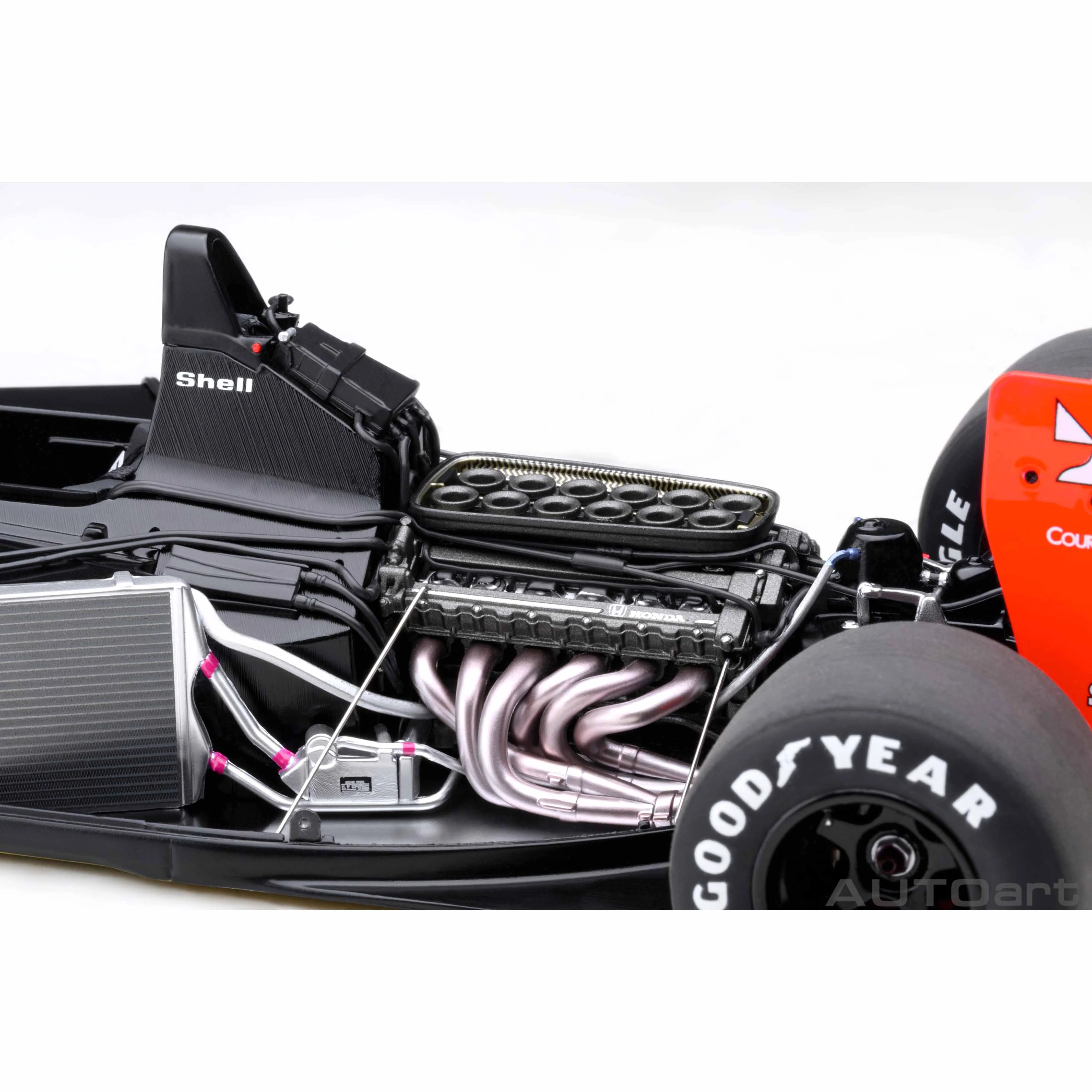 McLaren Honda MP4/6 1991 A.Senna #1 1/18 - Image 15