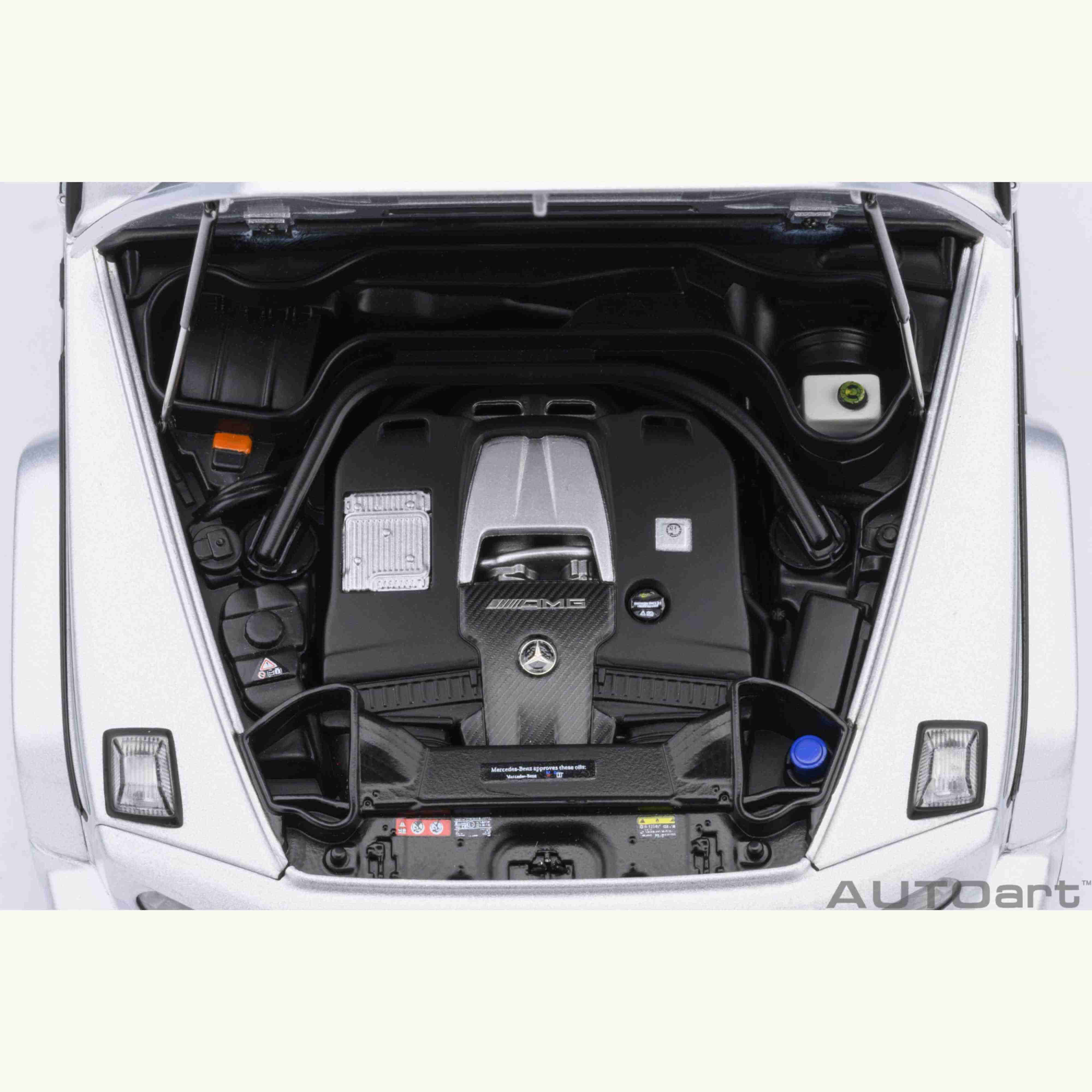 Mercedes-AMG G63 2019 Iridium Silver Metallic 1/18 - Image 8