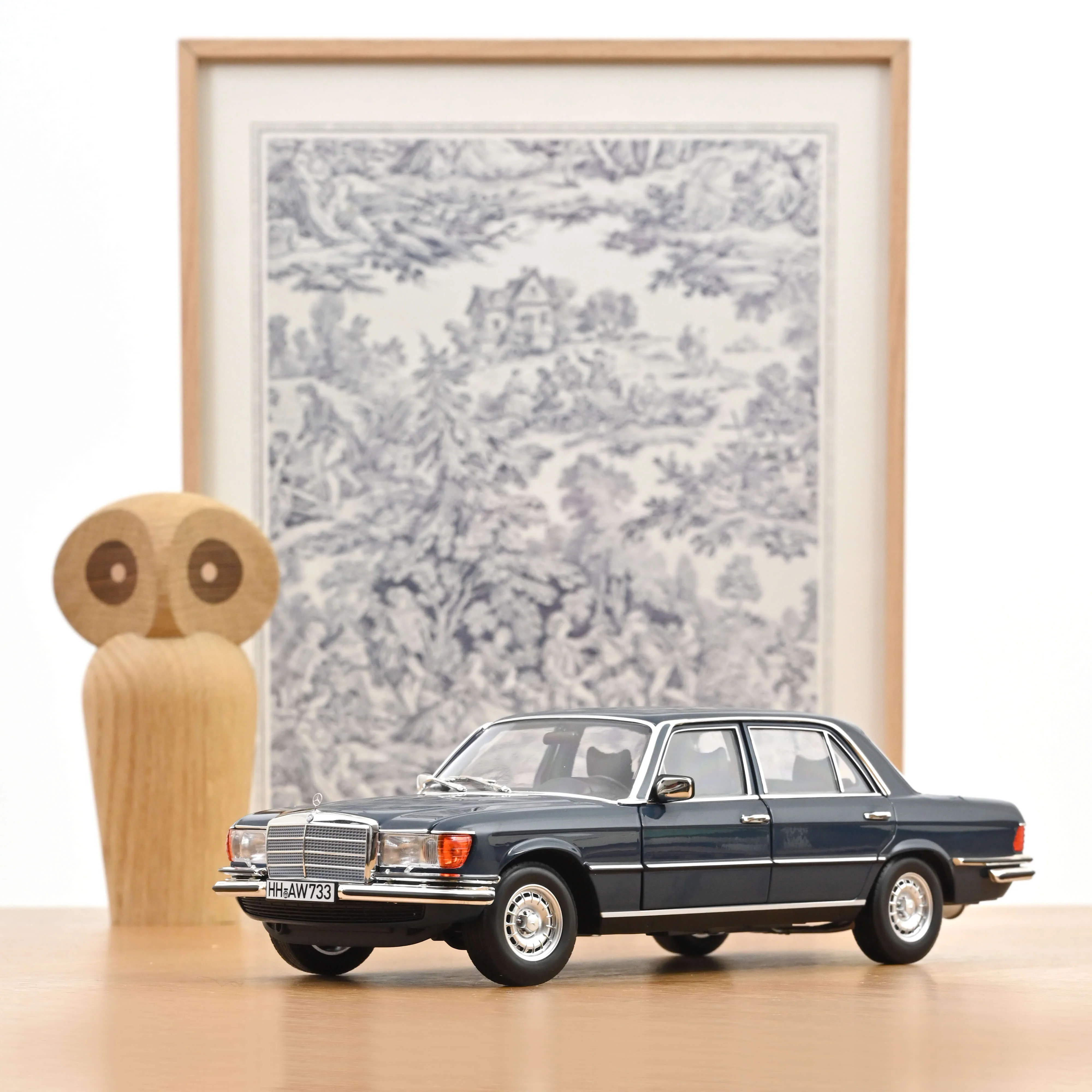Mercedes-Benz 350 SEL 1979 Bleu Hansa 1/18