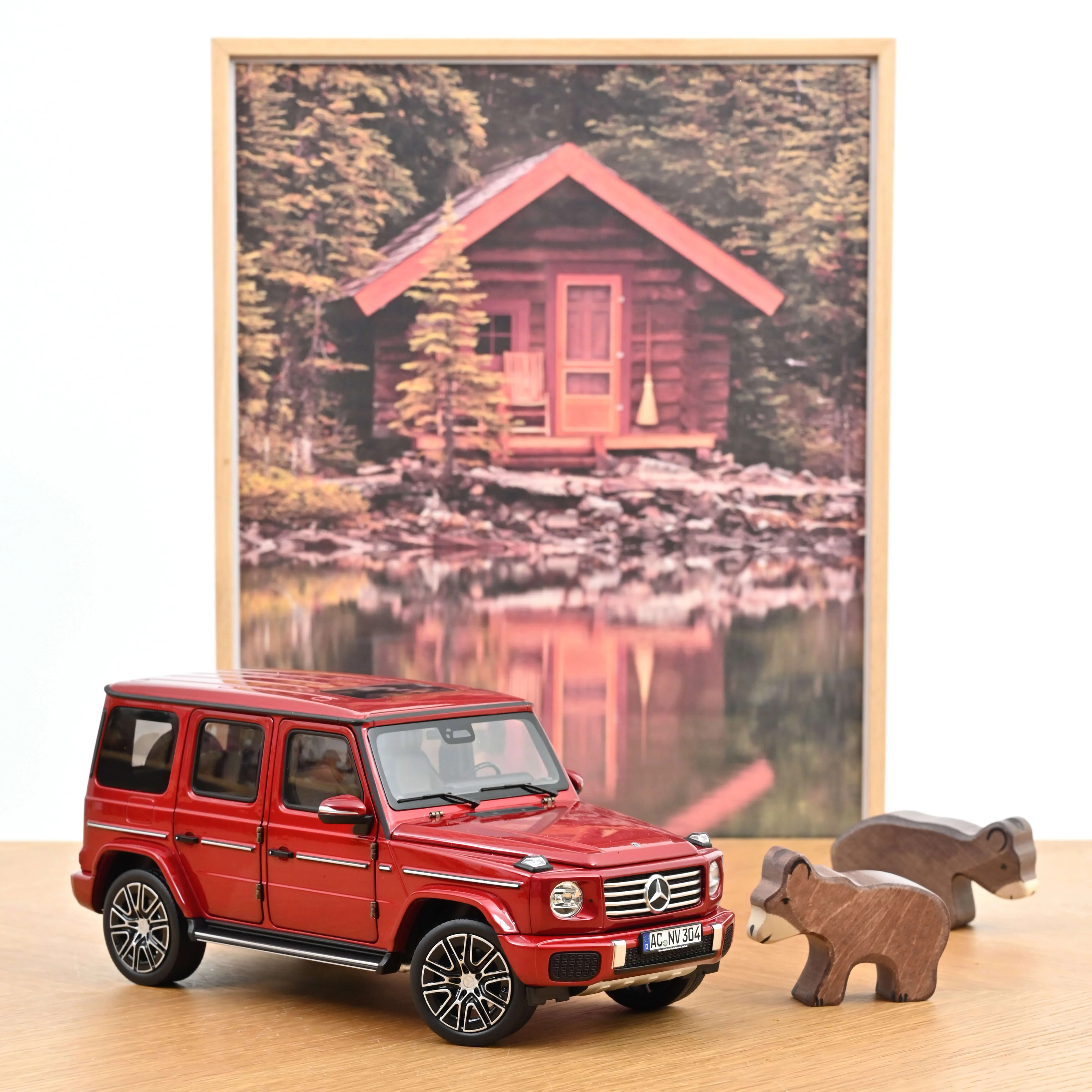 Mercedes-Benz G-Class 2024 Rouge Hyacinth 1/18