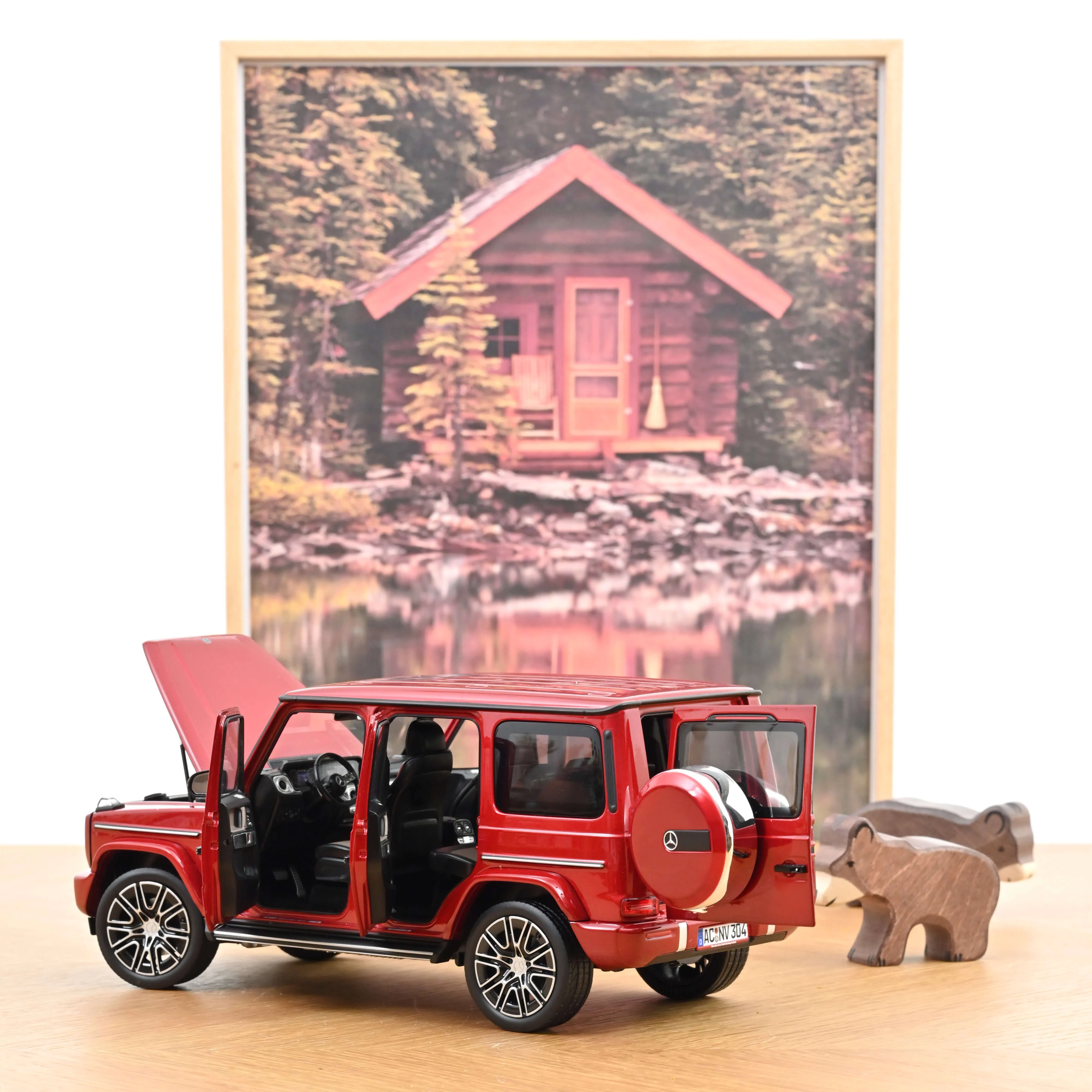 Mercedes-Benz G-Class 2024 Rouge Hyacinth 1/18 - Image 2
