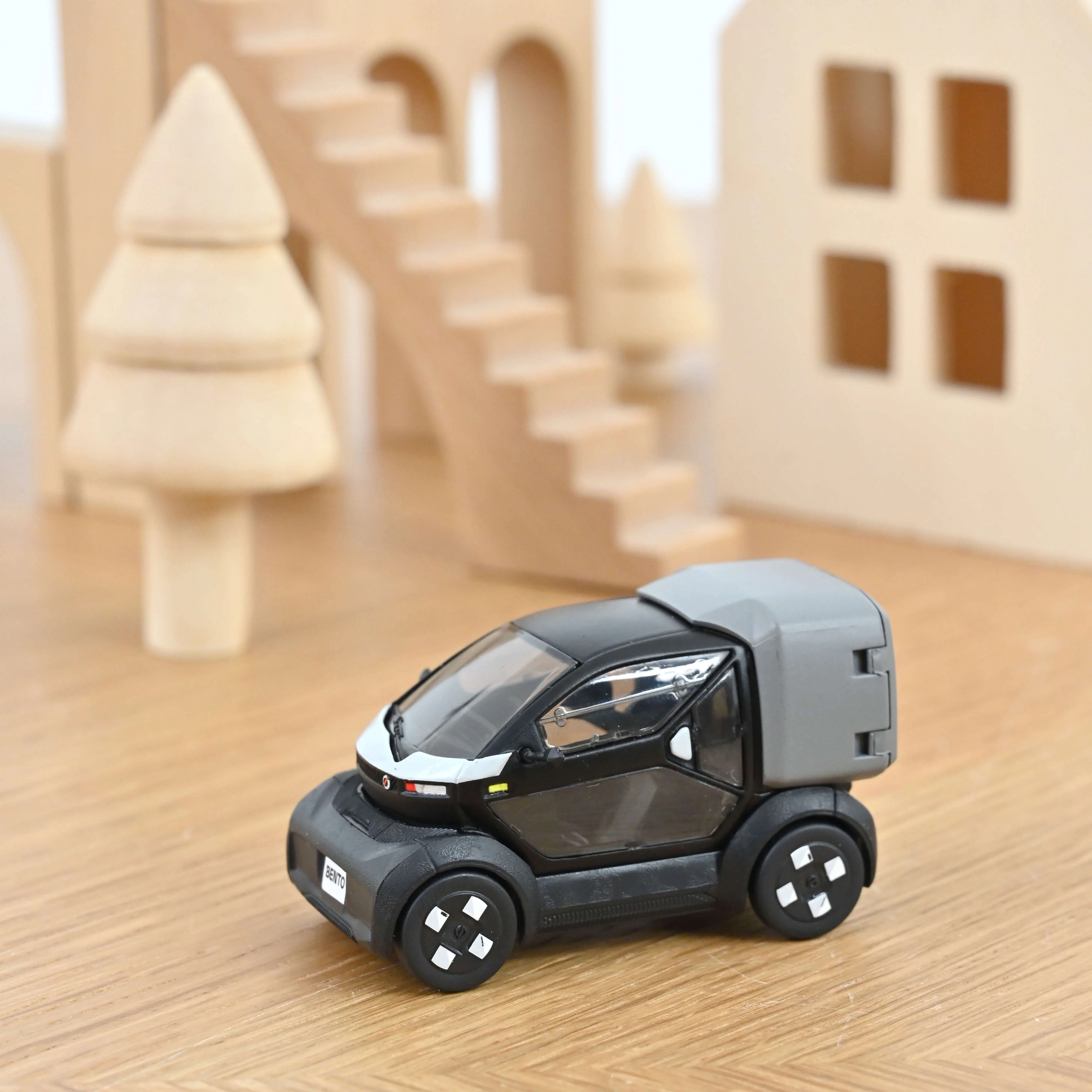 Miniature 1