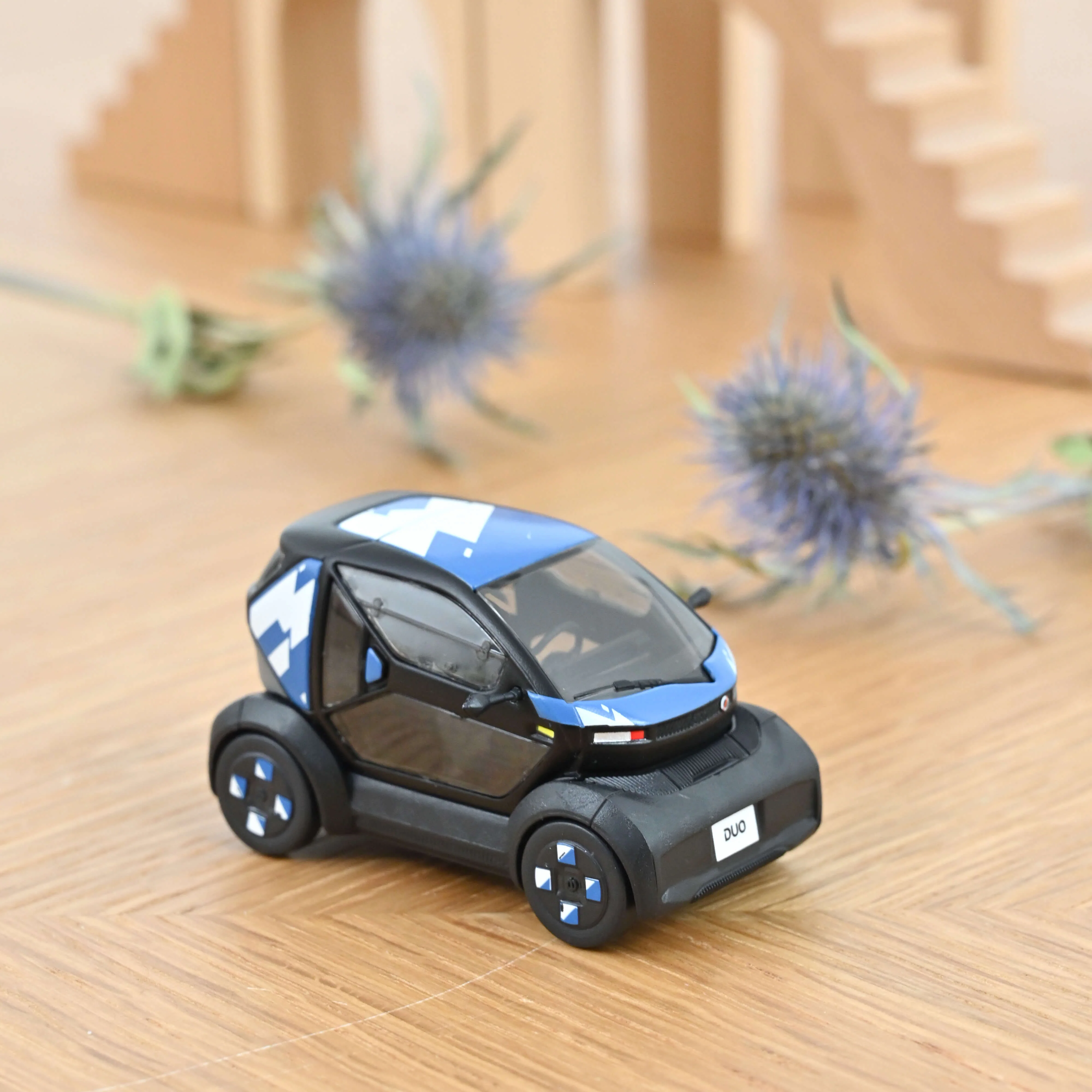 Miniature 1