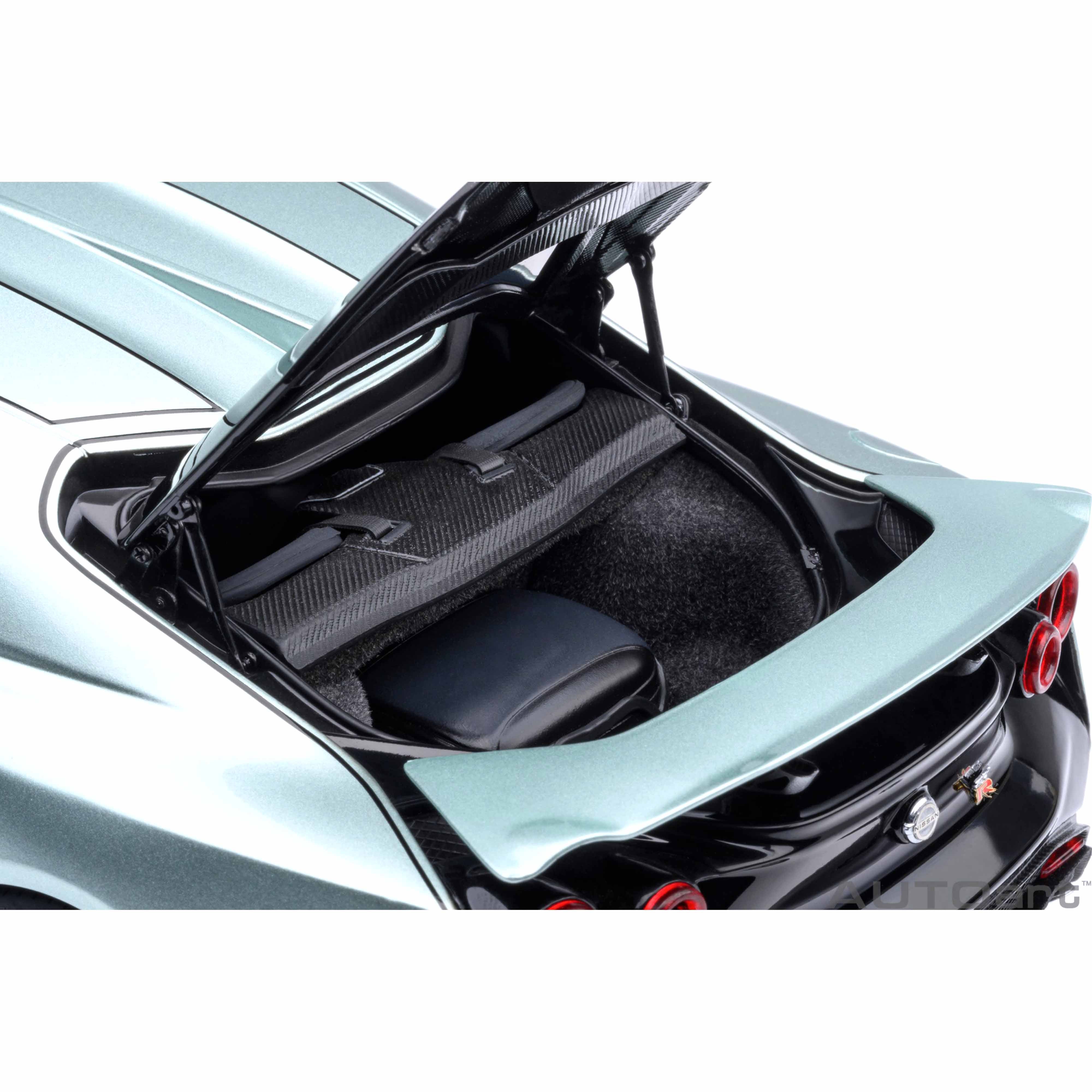 Nissan GT-R50 par Italdesign Vert Métallisé et Noir 1/18 - Image 15