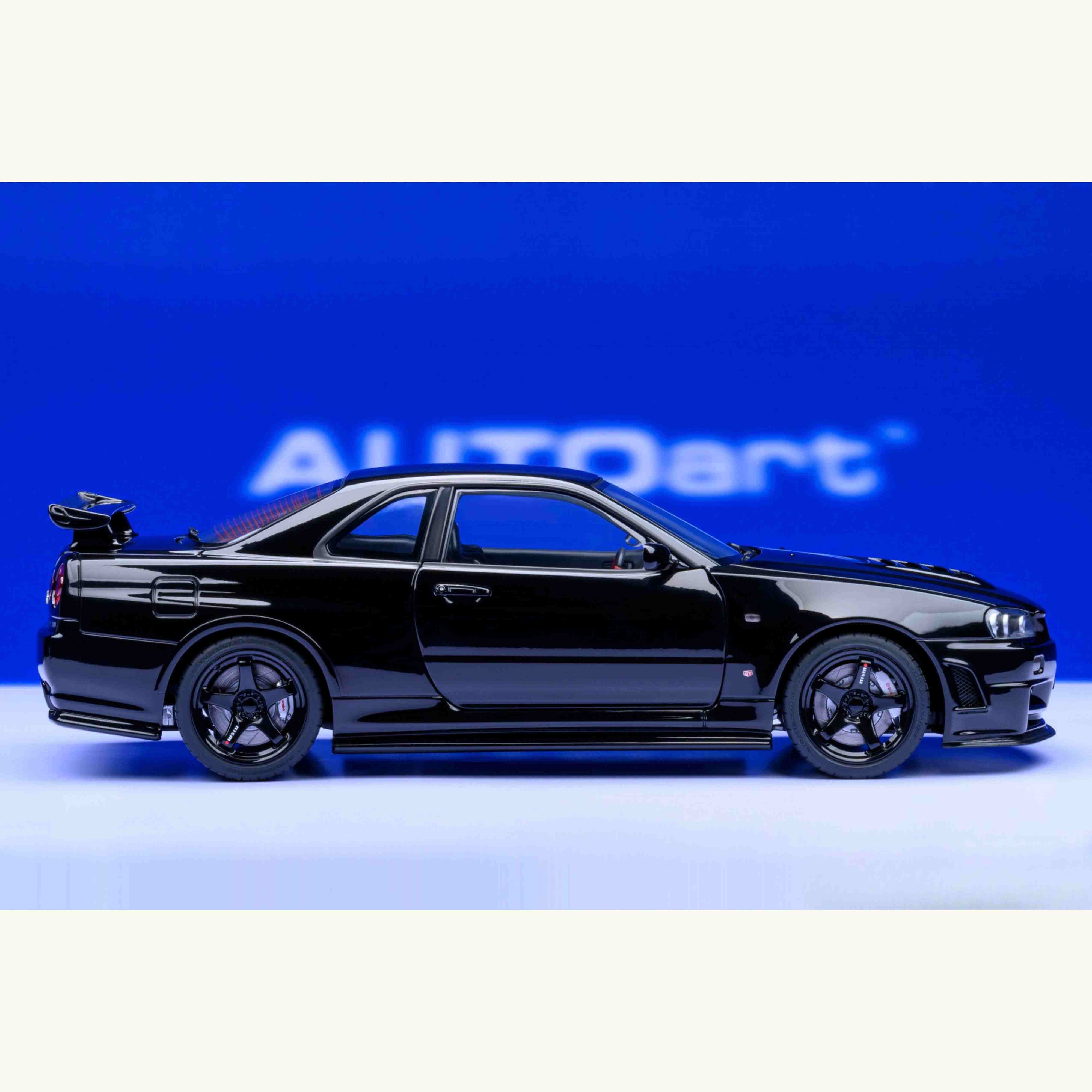 Nissan Skyline GT-R (R34) NISMO Z-Tune Black Pearl 2005 1/18 - Image 3