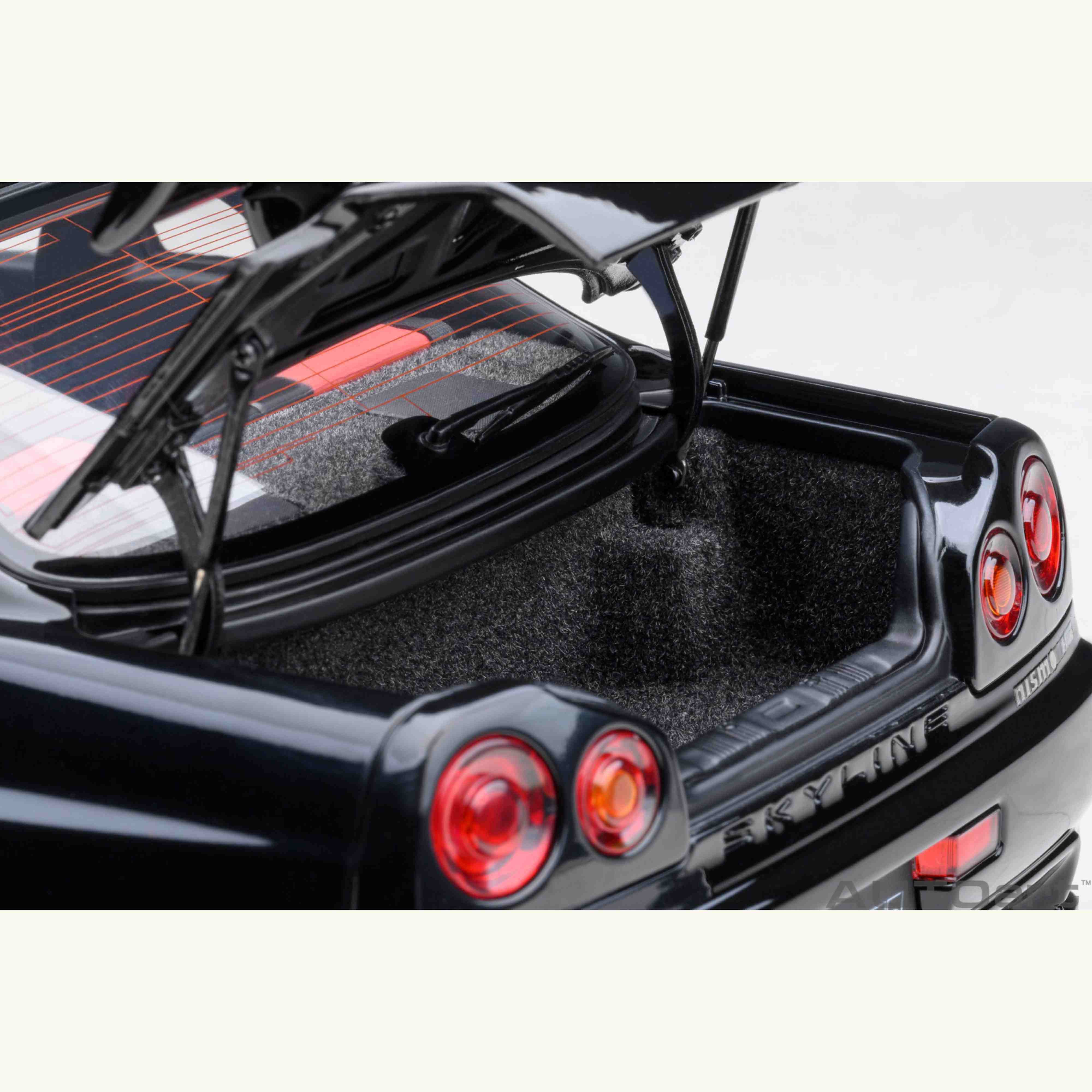 Nissan Skyline GT-R (R34) NISMO Z-Tune Black Pearl 2005 1/18 - Image 9