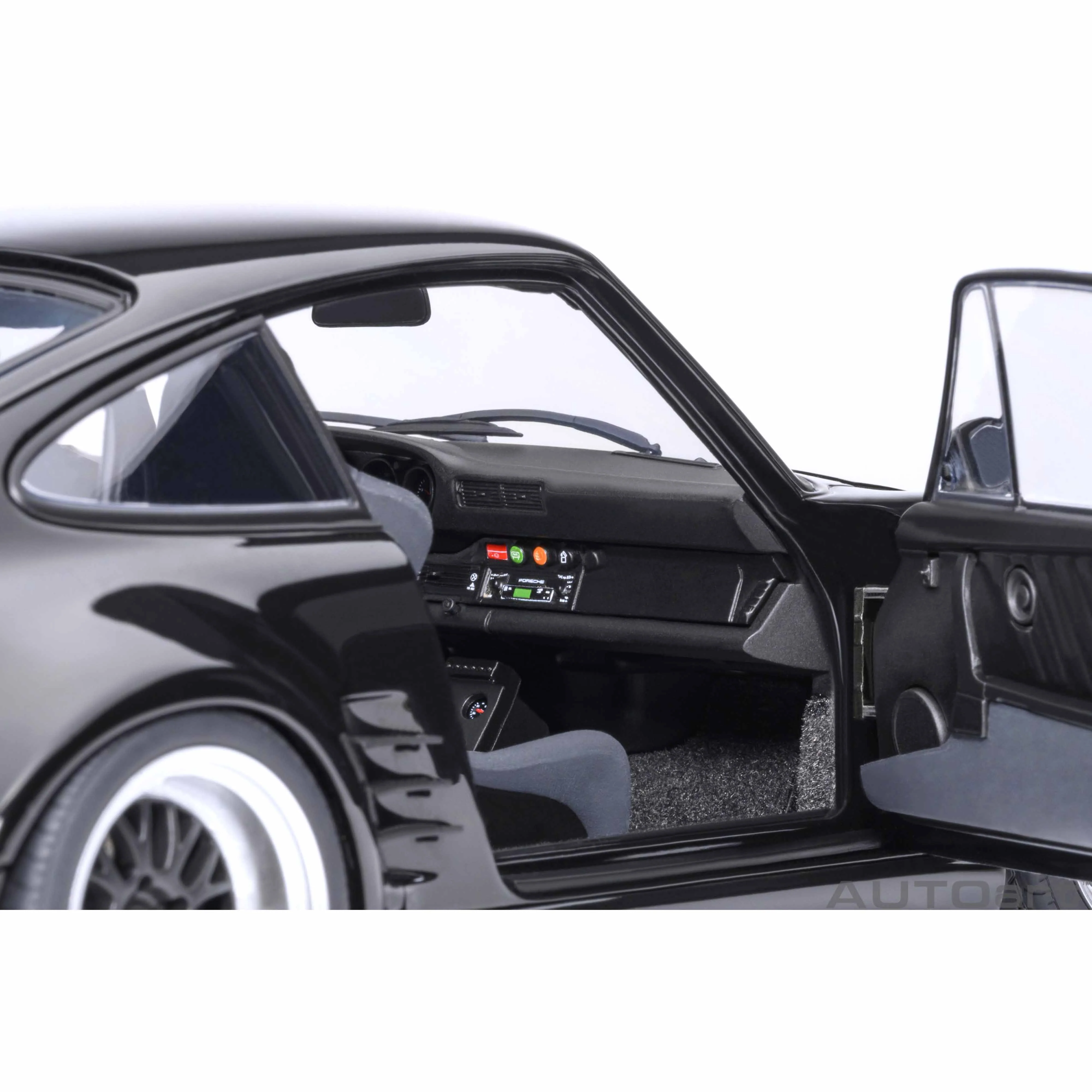 Porsche 911 (930) Turbo Wangan Midnight « Blackbird » 1/18 - Image 10