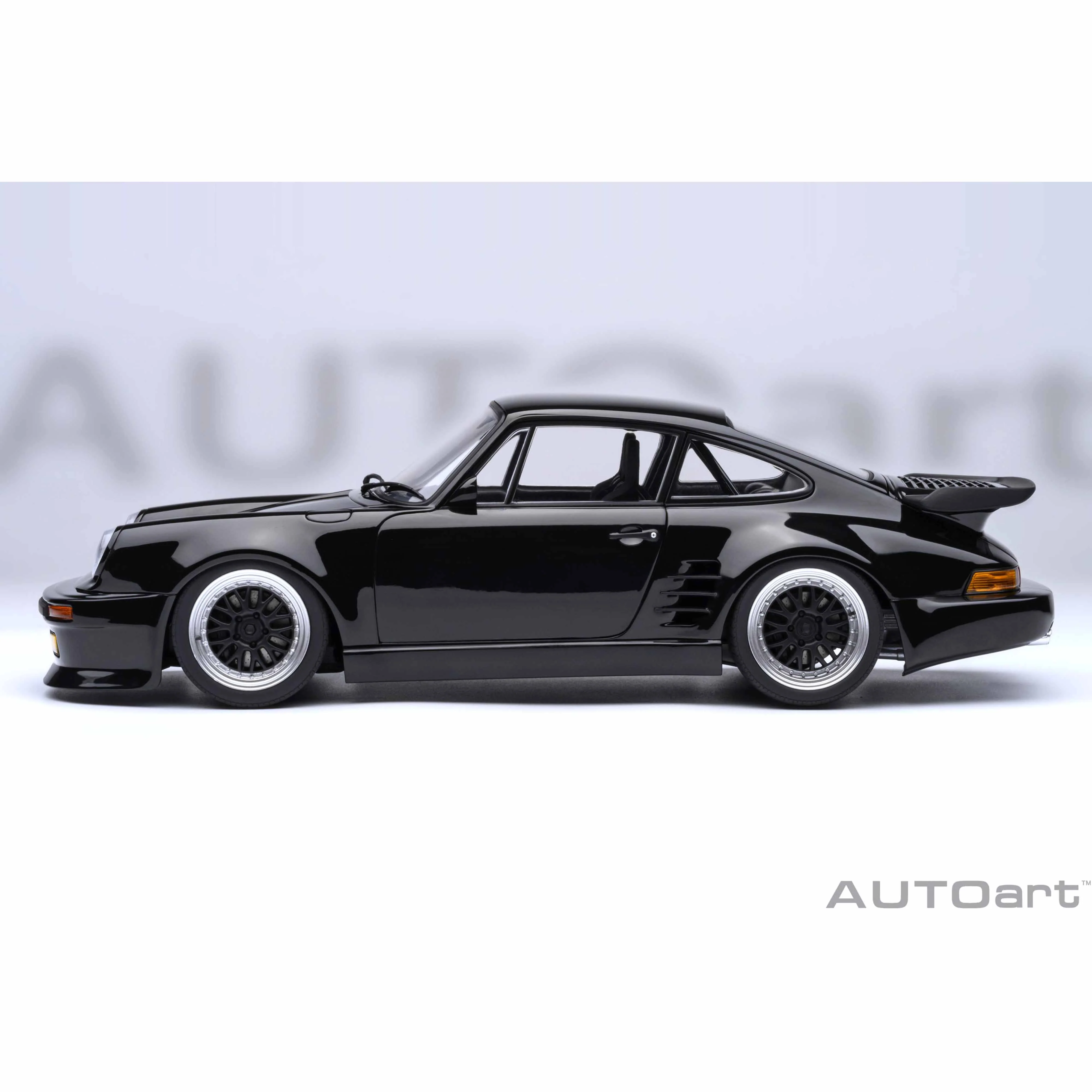 Porsche 911 (930) Turbo Wangan Midnight « Blackbird » 1/18 - Image 3