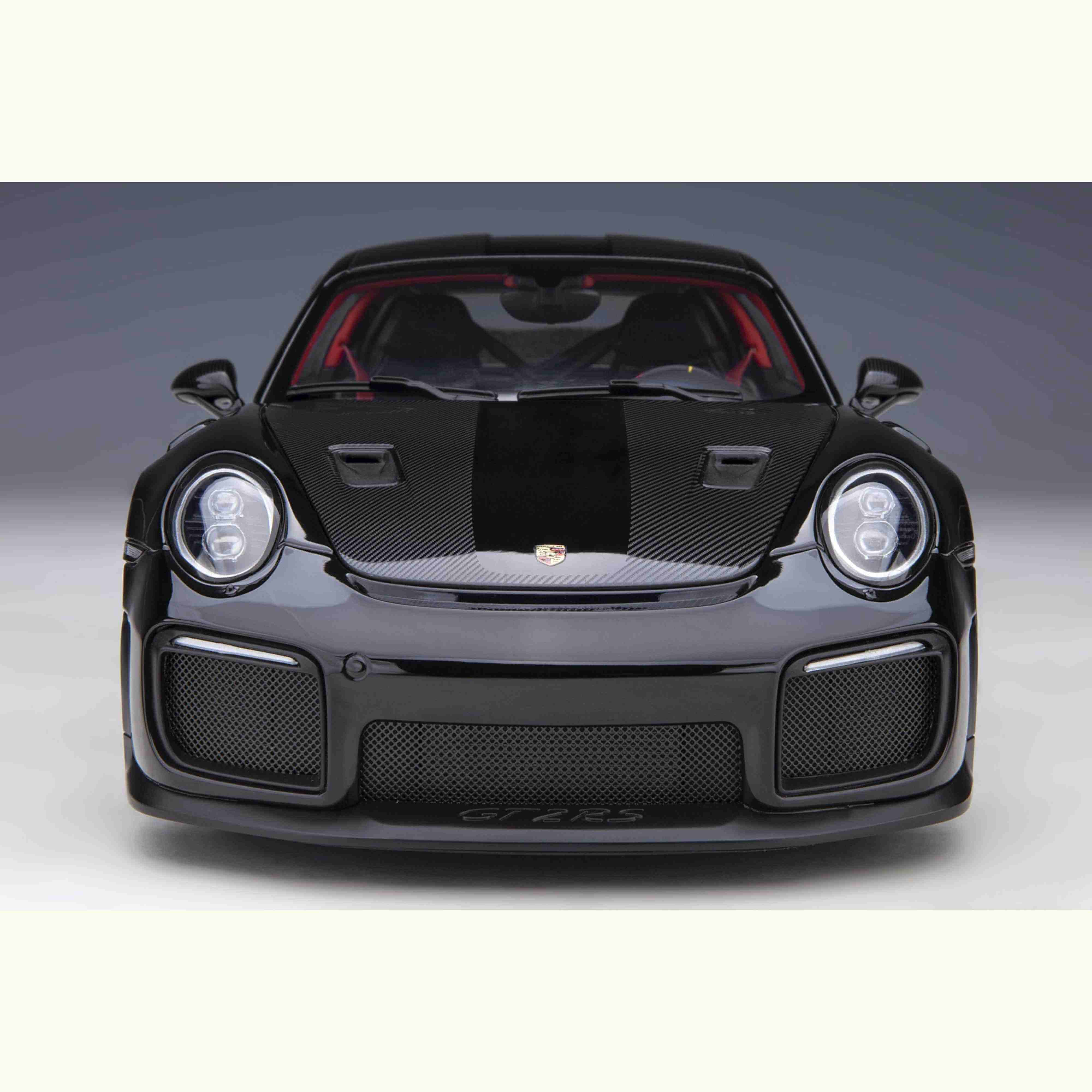 Porsche 911 (991.2) GT2 RS 2017 Weissach Package Noir 1/18 - Image 4