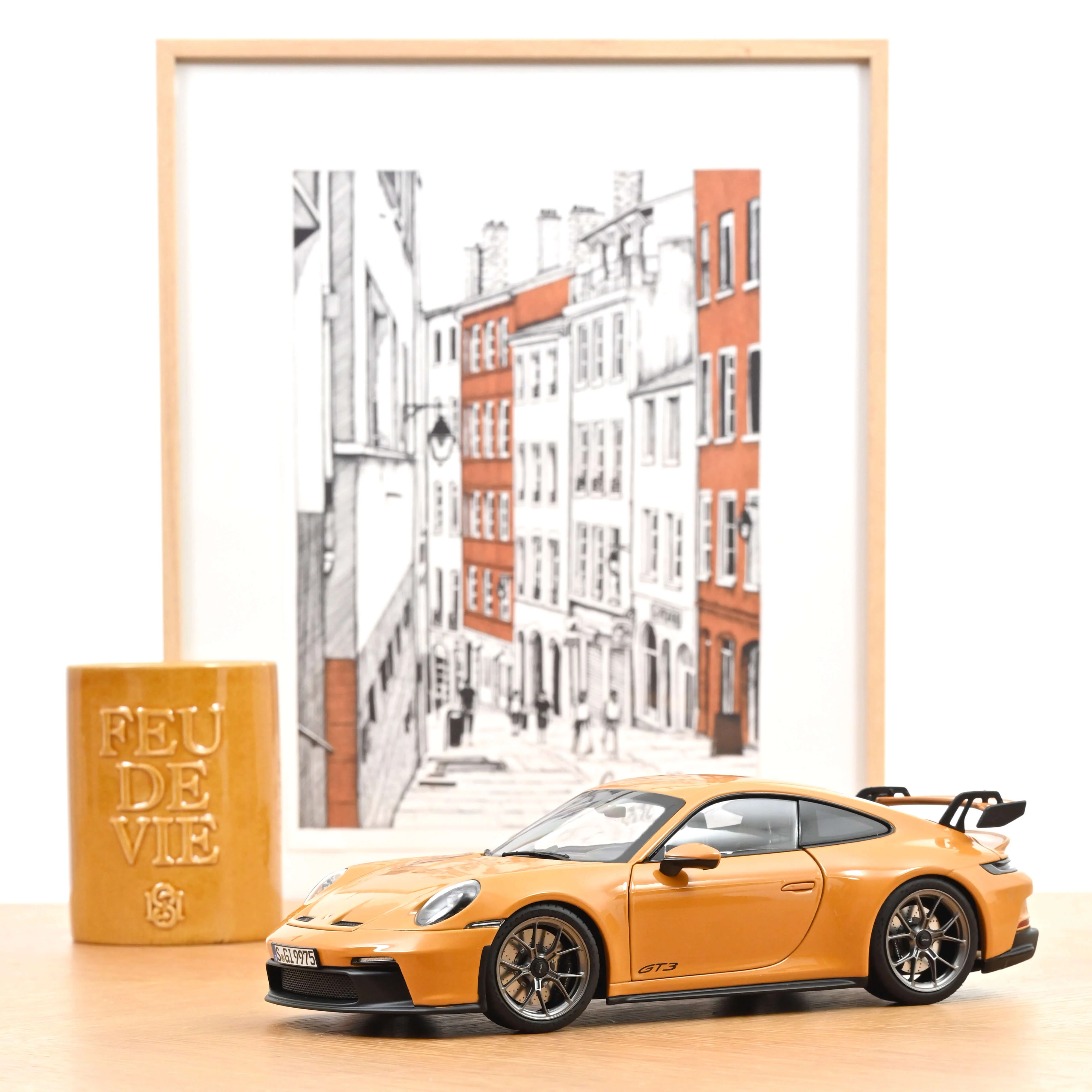 Porsche 911 GT3 2021 Jaune Bahama 1/18