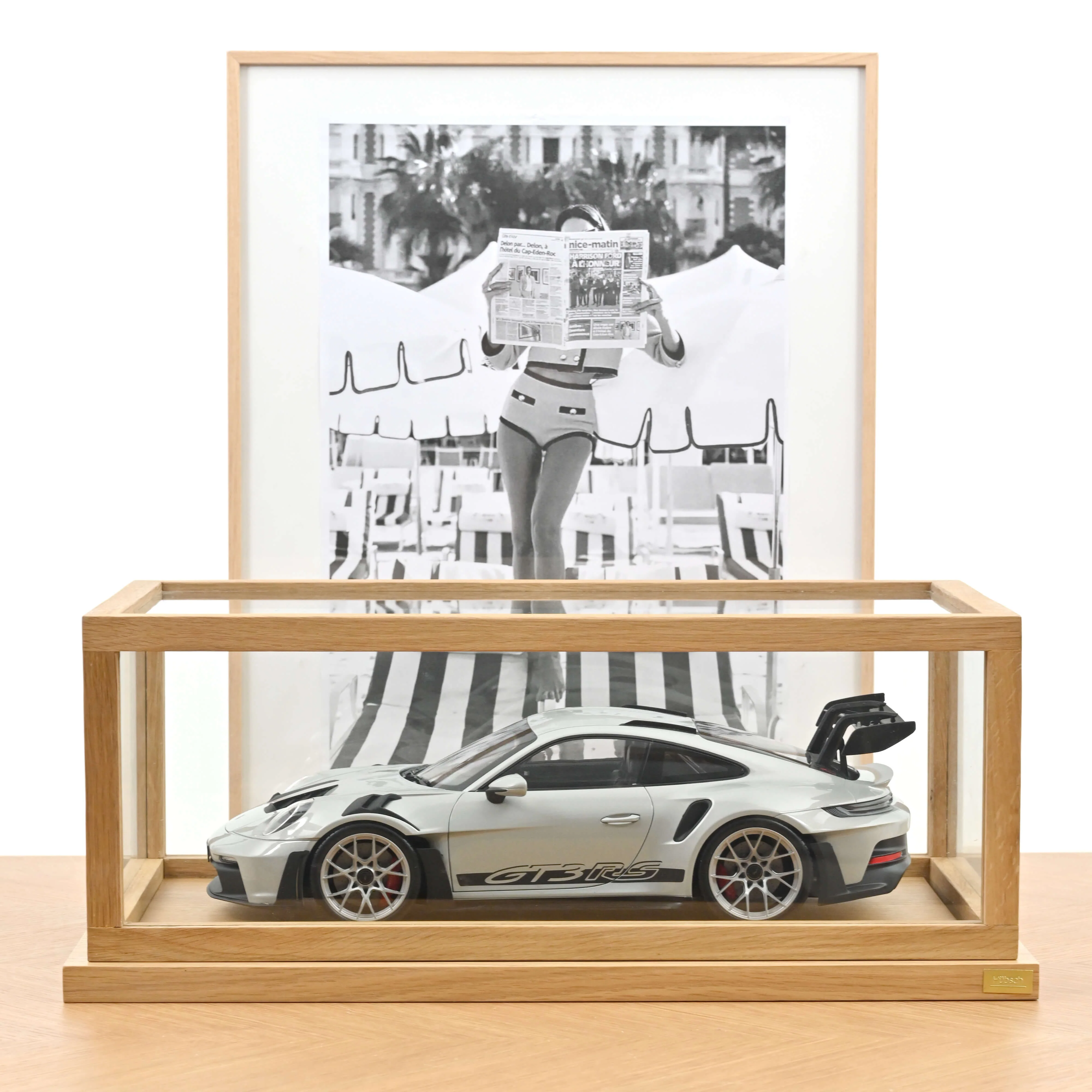 Porsche 911 GT3 RS 2022 Argent GT métallisé/Noir 1/12 - Image 3