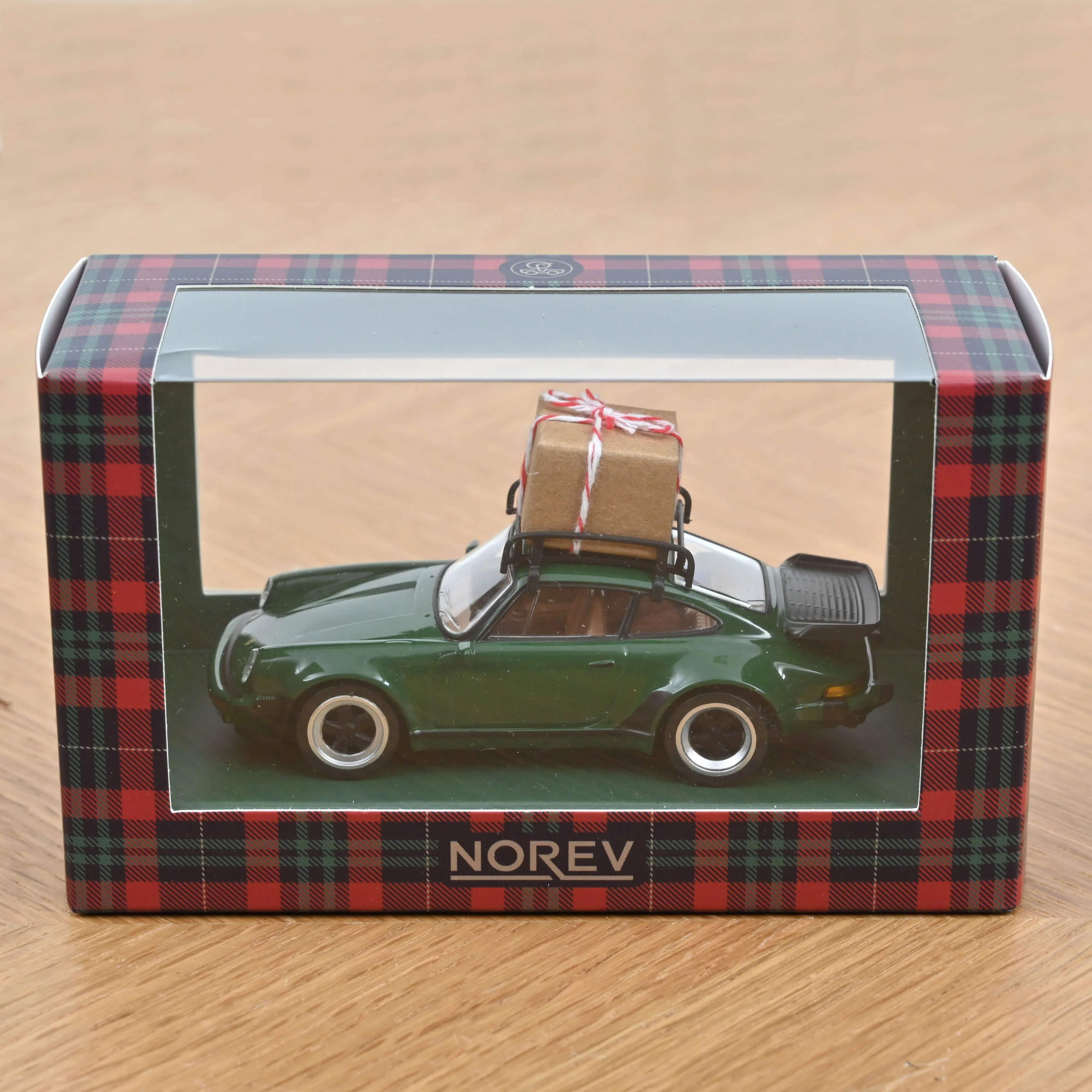 Porsche 911 Turbo 1978 Noël Jet-car 1/43 - Image 2