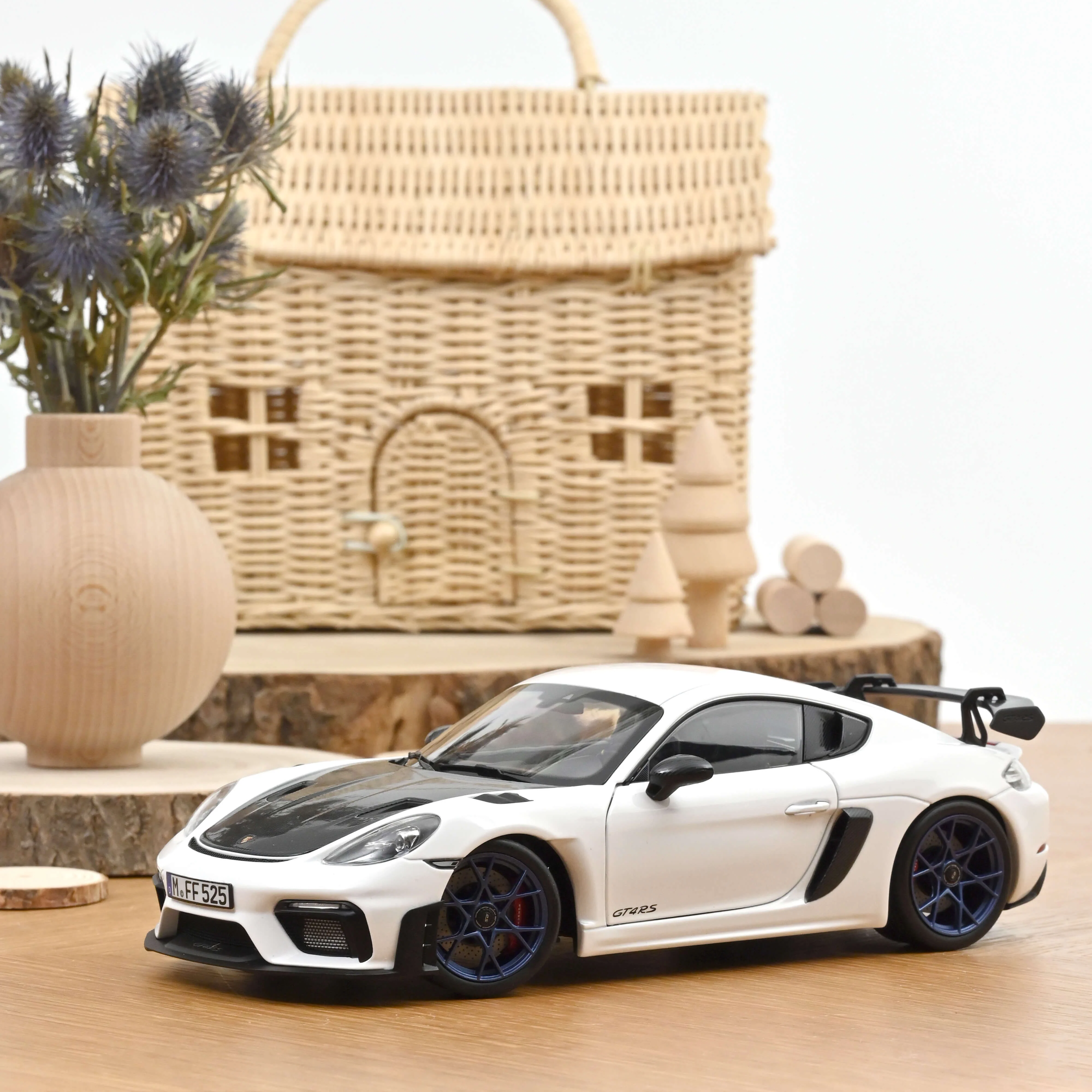 Porsche Cayman GT4 RS Pack Weissach 2023 Blanc 1/18