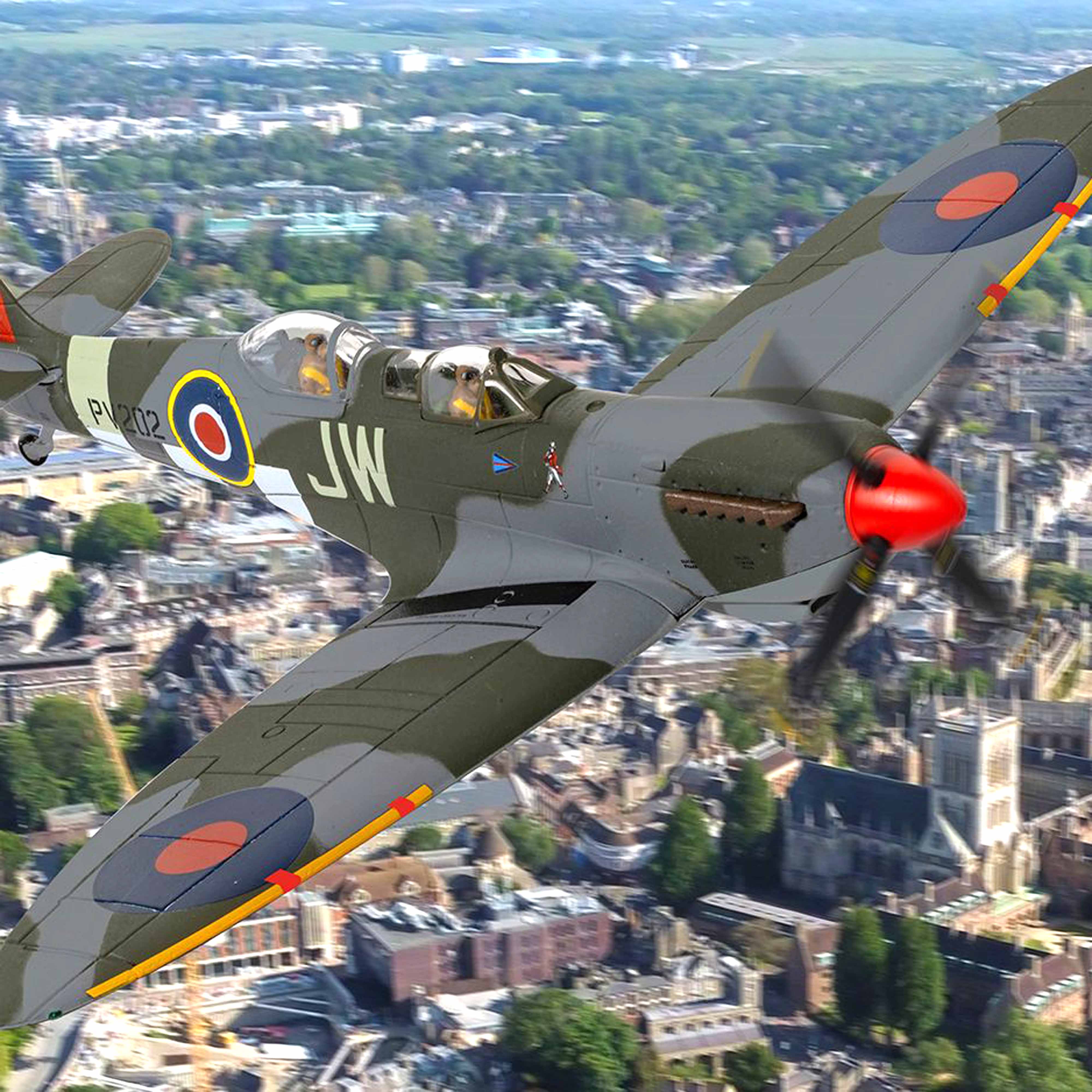 Supermarine Spitfire T9 (G-CCCA)135 Wing 2nd Tactical Air 1/72 - Image 3