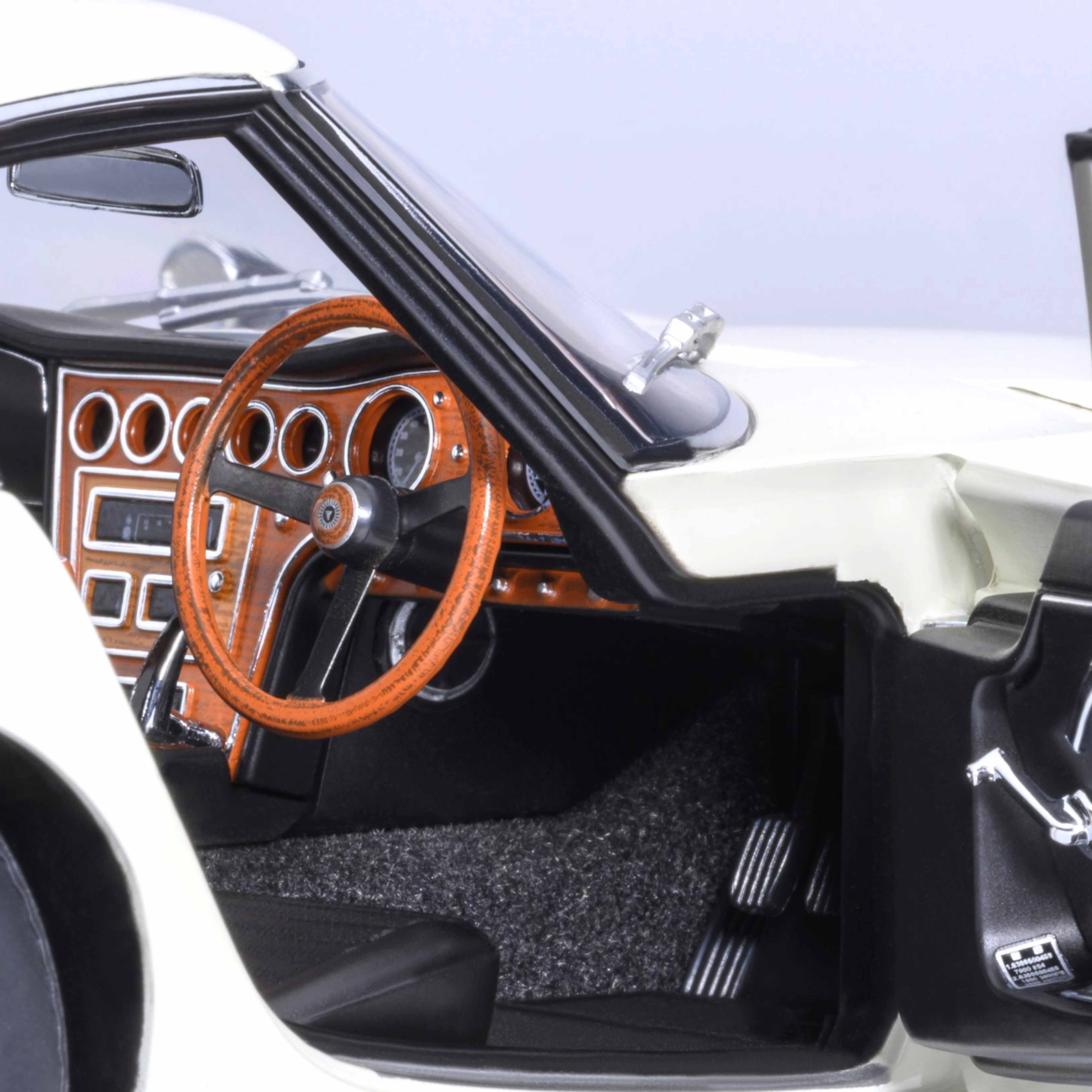 Toyota 2000GT 1967 Blanc 1/18 - Image 9