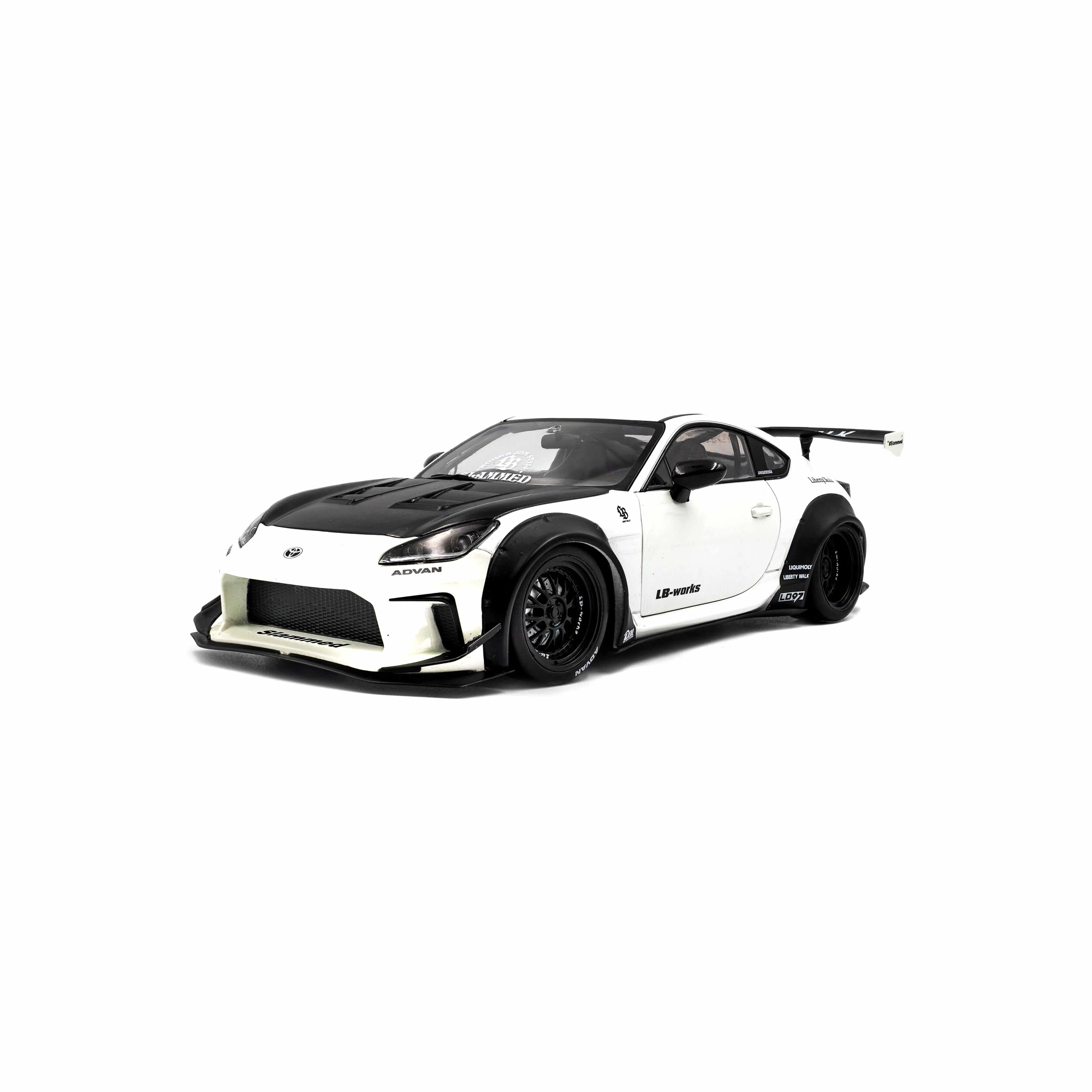 Toyota GR86 avec kit carrosserie LBWK Blanc perle 2024 1/18