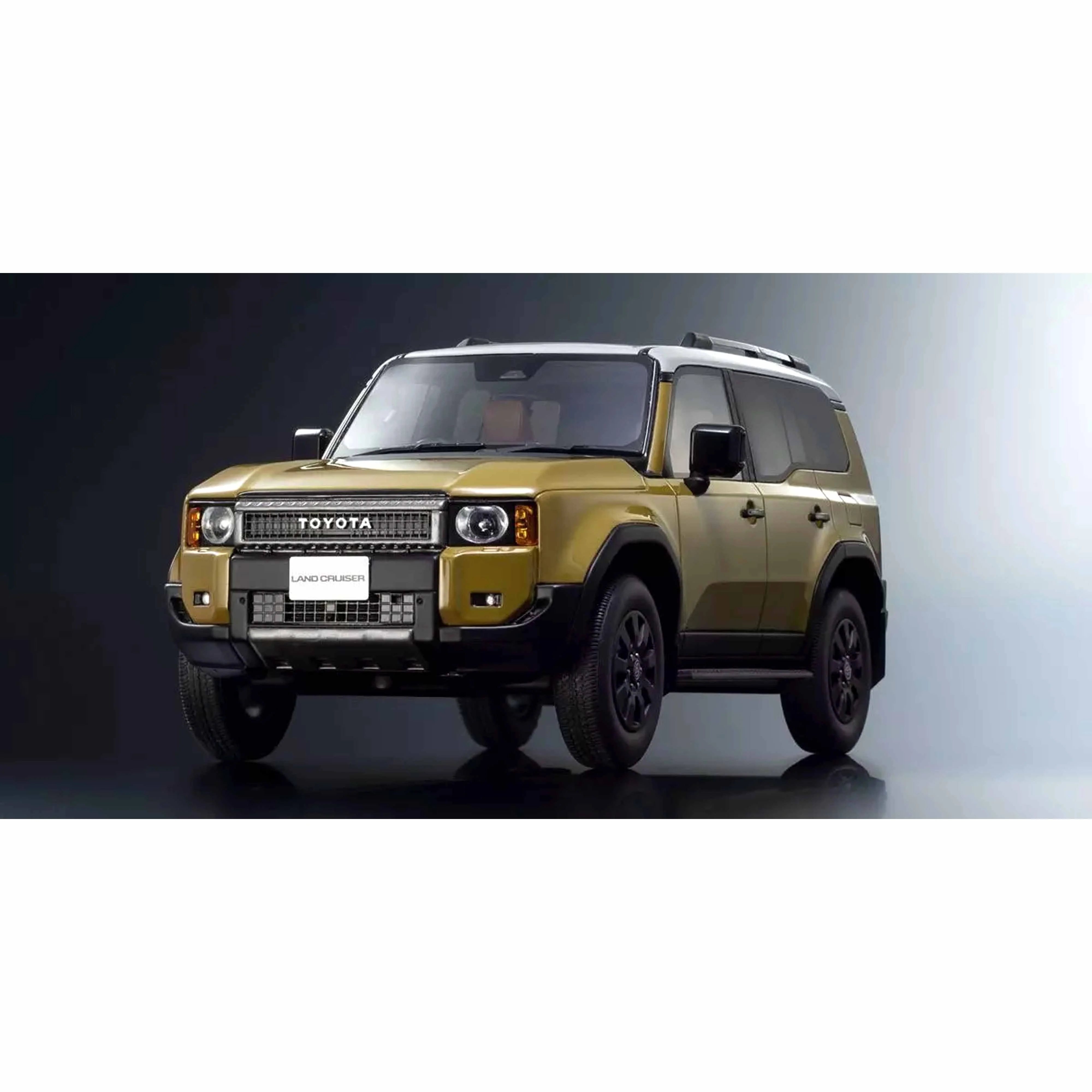 Toyota Land Cruiser 250 Beige 1/18 - Image 6