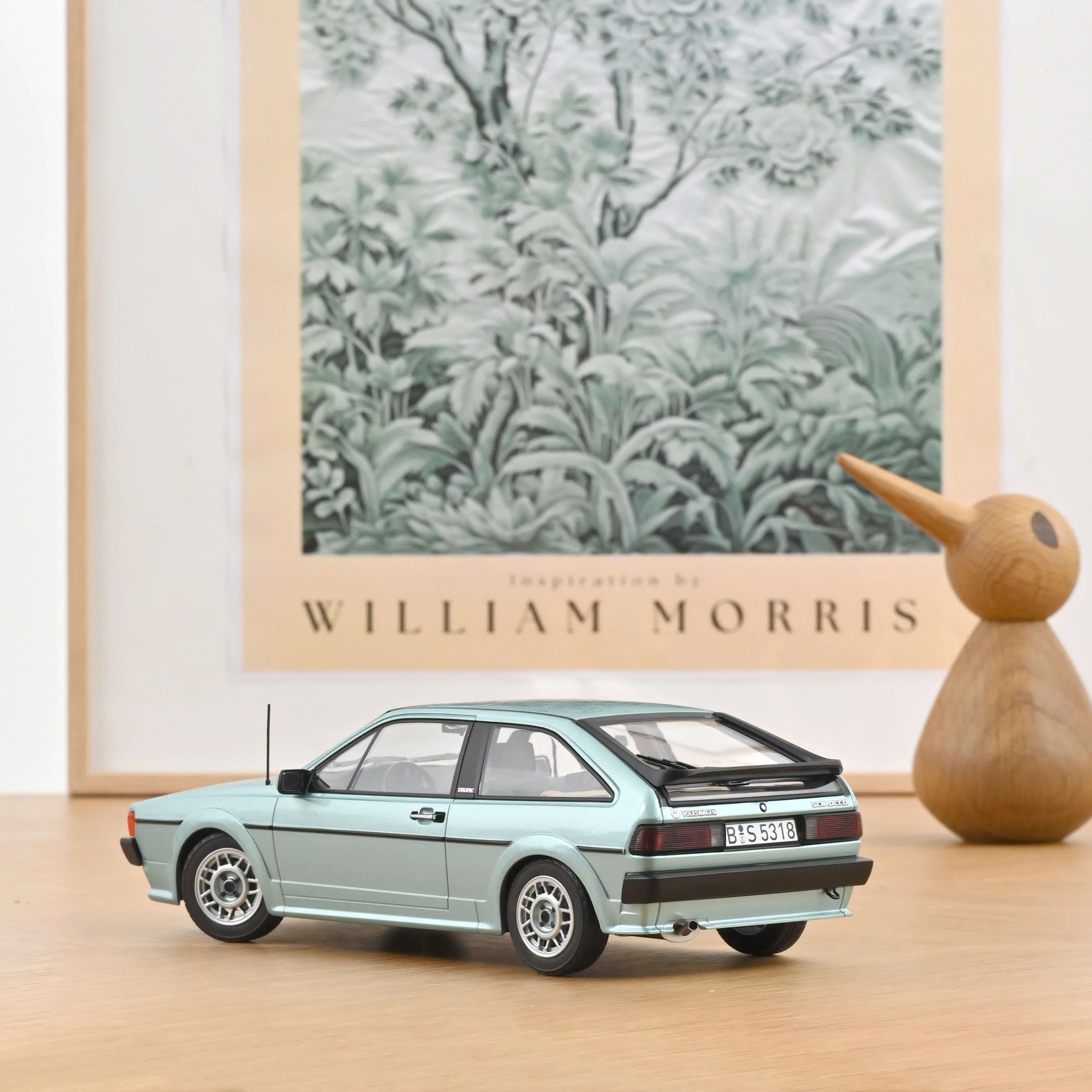 VW Scirocco 1986 Turquoise Madison métallisé 1/18 - 200 pcs - Image 2